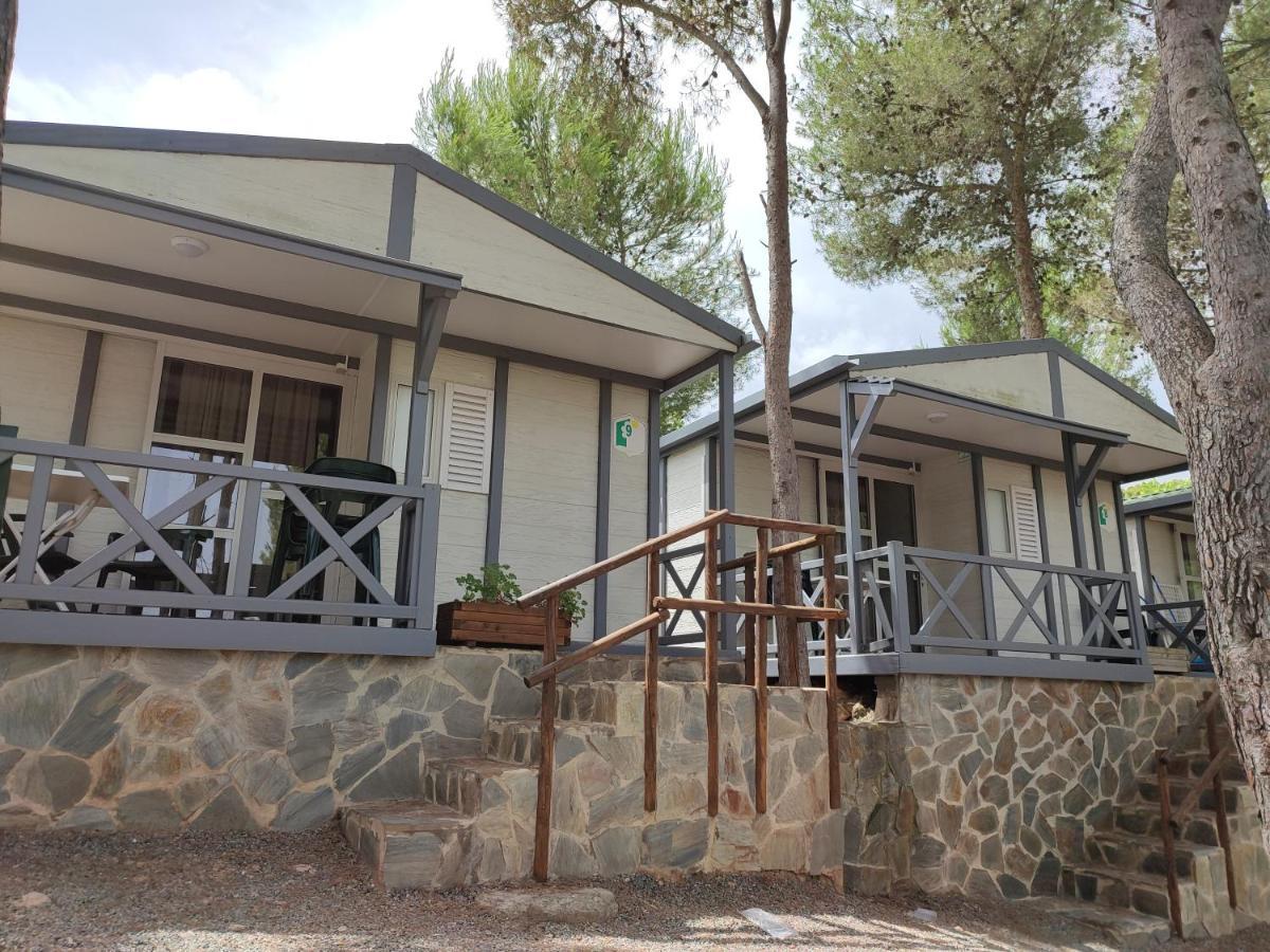 Camping-Bungalows Altomira Navajas Ngoại thất bức ảnh